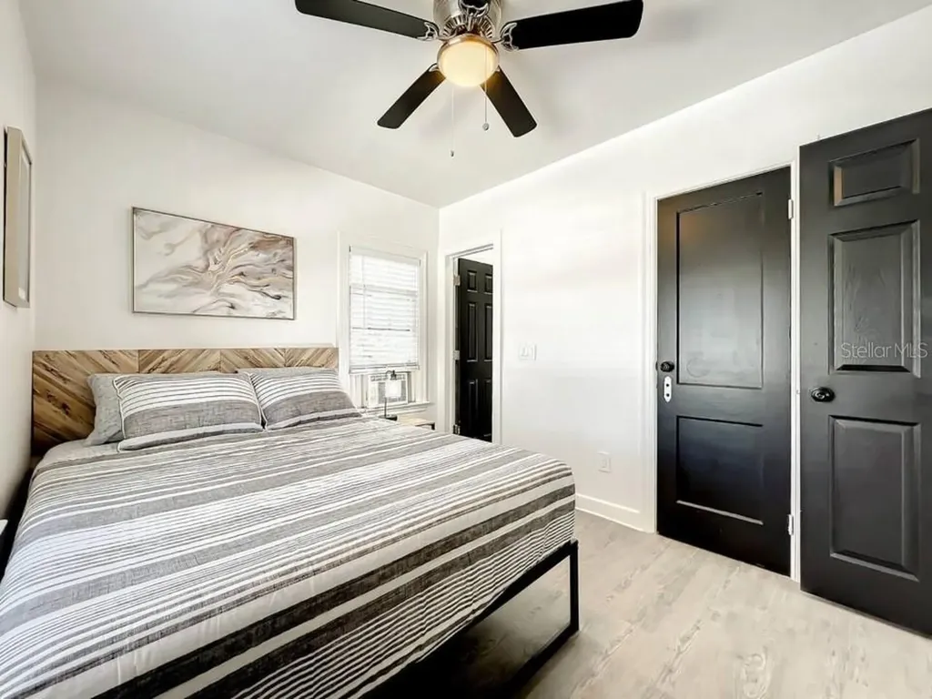 1829 Hollenbeck Drive Orlando FL 32806