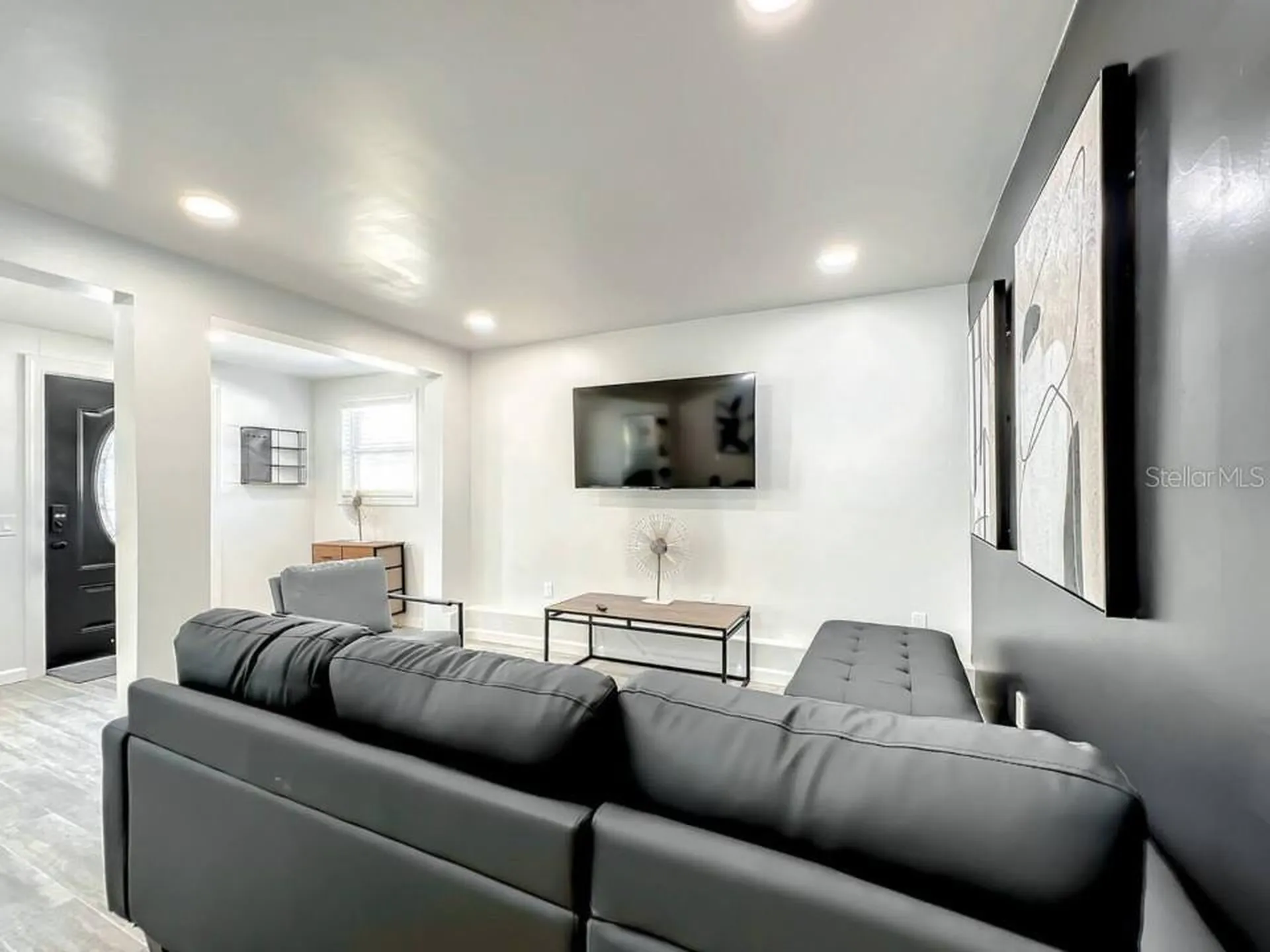1829 Hollenbeck Drive Orlando FL 32806