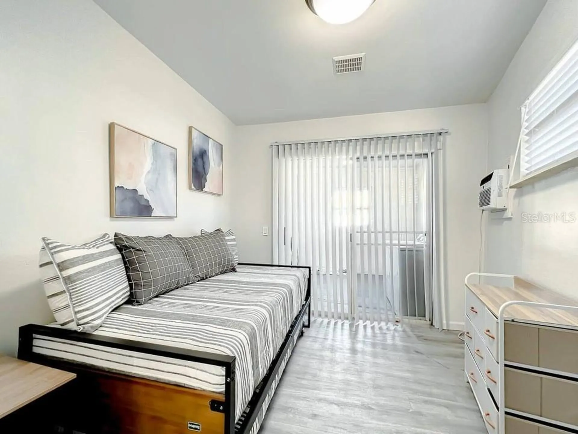 1829 Hollenbeck Drive Orlando FL 32806
