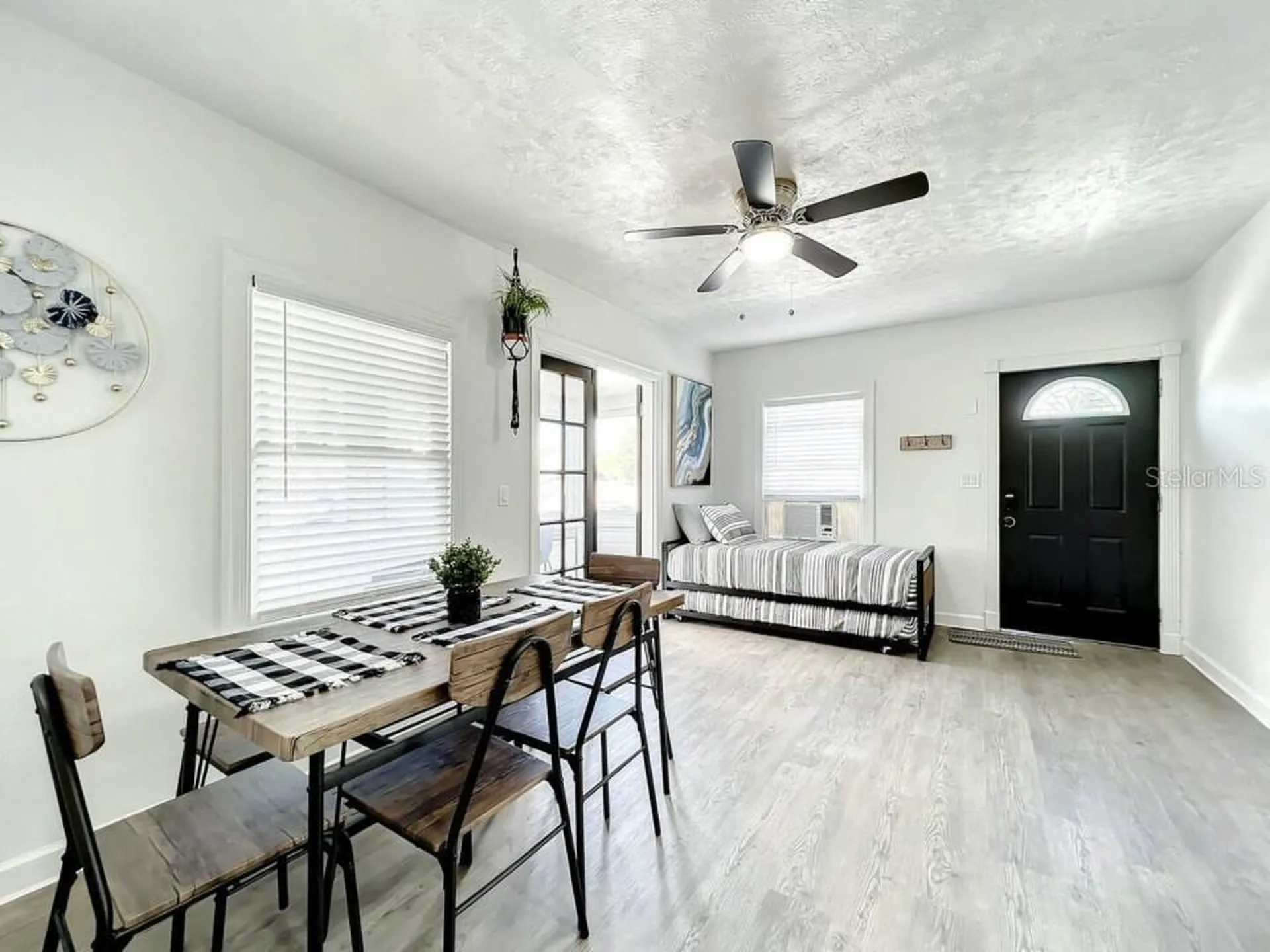 1829 Hollenbeck Drive Orlando FL 32806