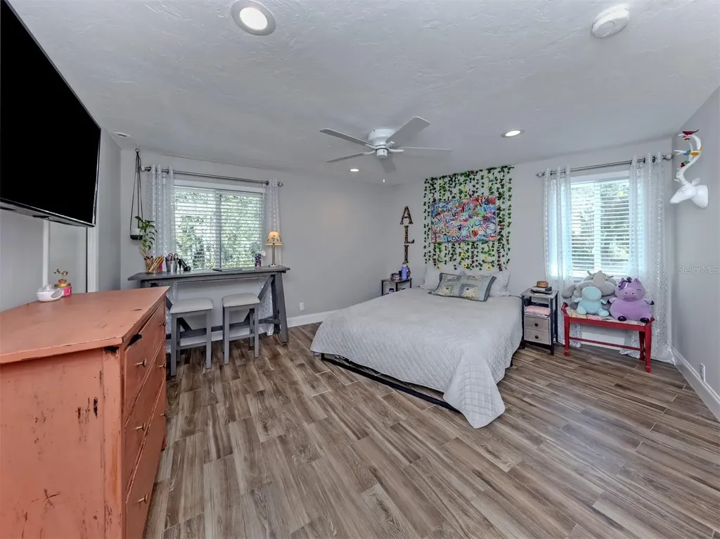 4710 Hidden Forest Lane Sarasota FL 34235