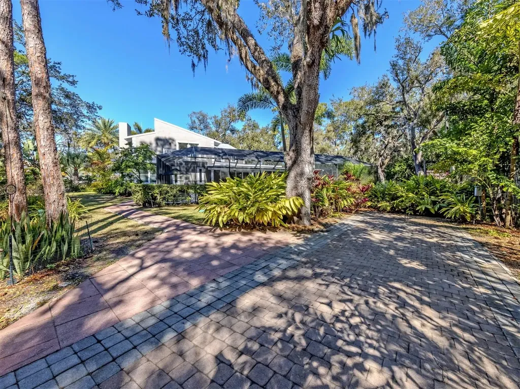 4710 Hidden Forest Lane Sarasota FL 34235
