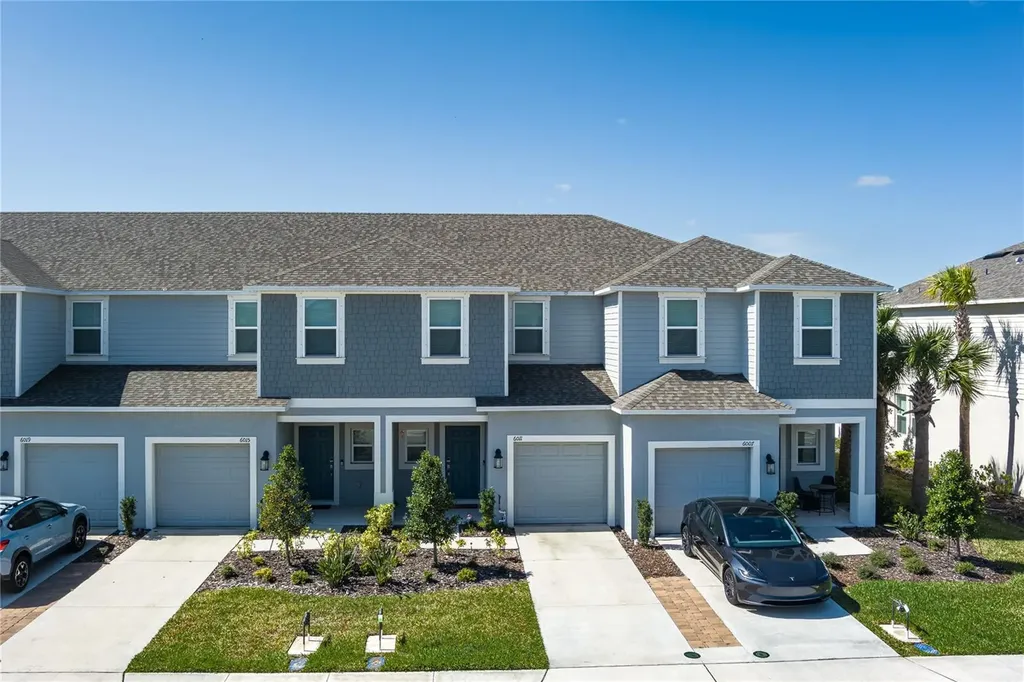 6011 Whetstone Court Palmetto FL 34221