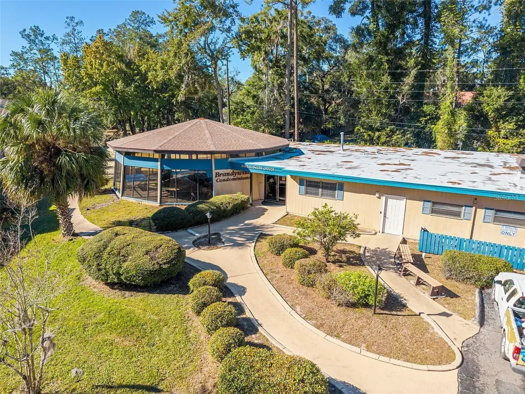 2811 SW Archer Road Gainesville FL 32608
