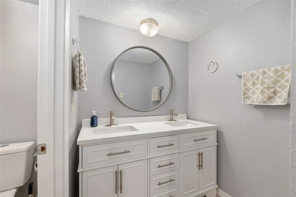 2811 SW Archer Road Gainesville FL 32608