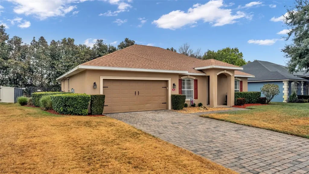 781 Country Walk Cove Eagle Lake FL 33839