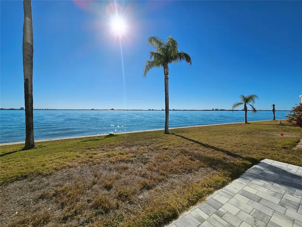 5900 Shore Boulevard S Gulfport FL 33707