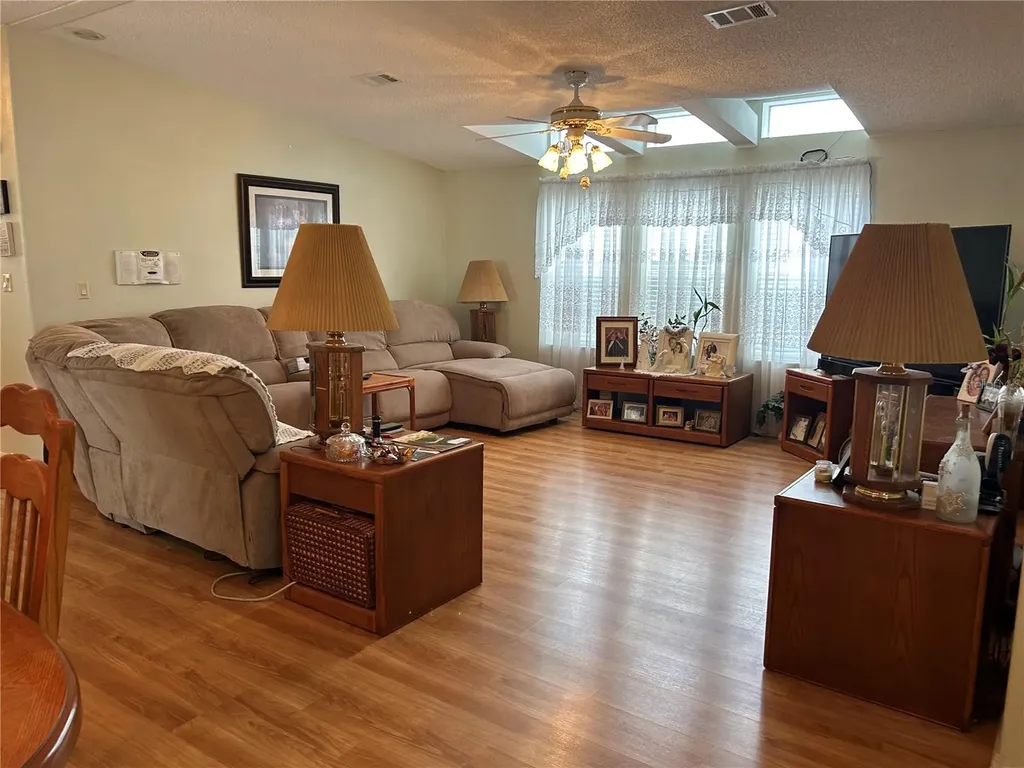 263 Sue Avenue Davenport FL 33897