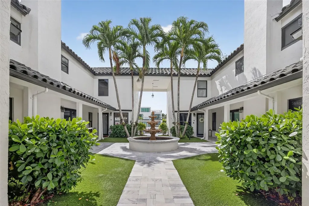 1524 SE 12th Street Fort Lauderdale FL 33316