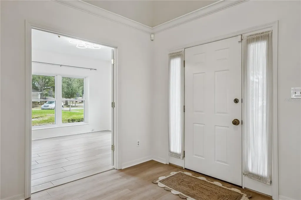 6034 Jamestown Park Orlando FL 32819