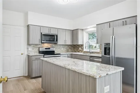 6034 Jamestown Park Orlando FL 32819