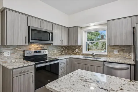 6034 Jamestown Park Orlando FL 32819