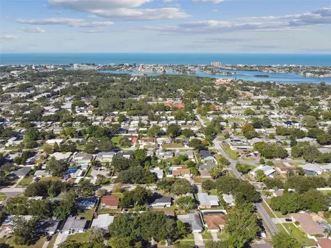 12530 136th Lane Largo FL 33774