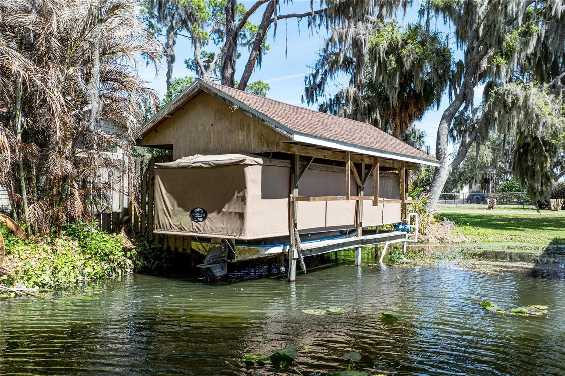 11322 Dead River Road Tavares FL 32778