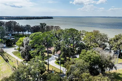 11322 Dead River Road Tavares FL 32778