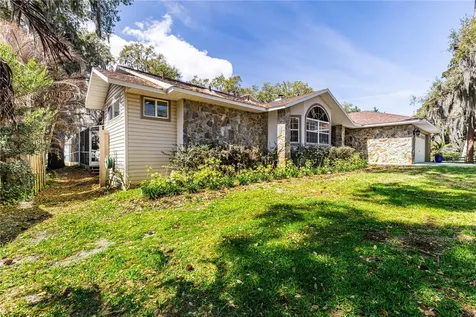 11322 Dead River Road Tavares FL 32778