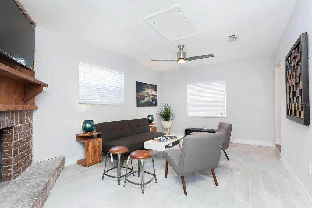 631 Trailwood Drive Altamonte Springs FL 32701
