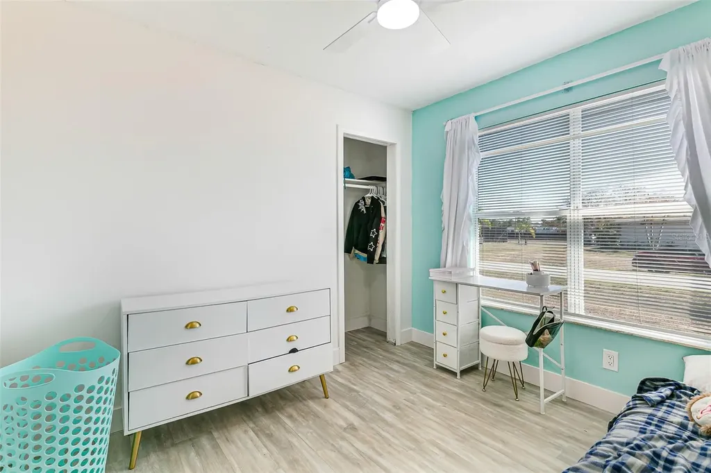 323 Greenwood Avenue Lehigh Acres FL 33936