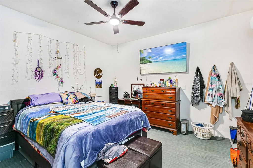 323 Greenwood Avenue Lehigh Acres FL 33936