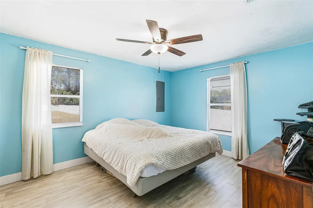 323 Greenwood Avenue Lehigh Acres FL 33936