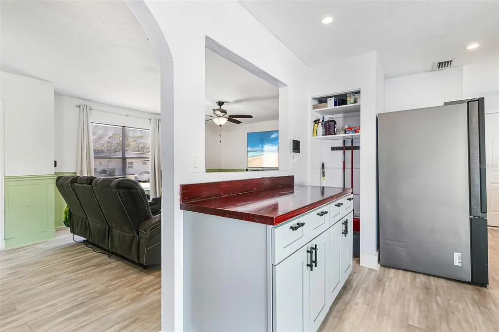 323 Greenwood Avenue Lehigh Acres FL 33936