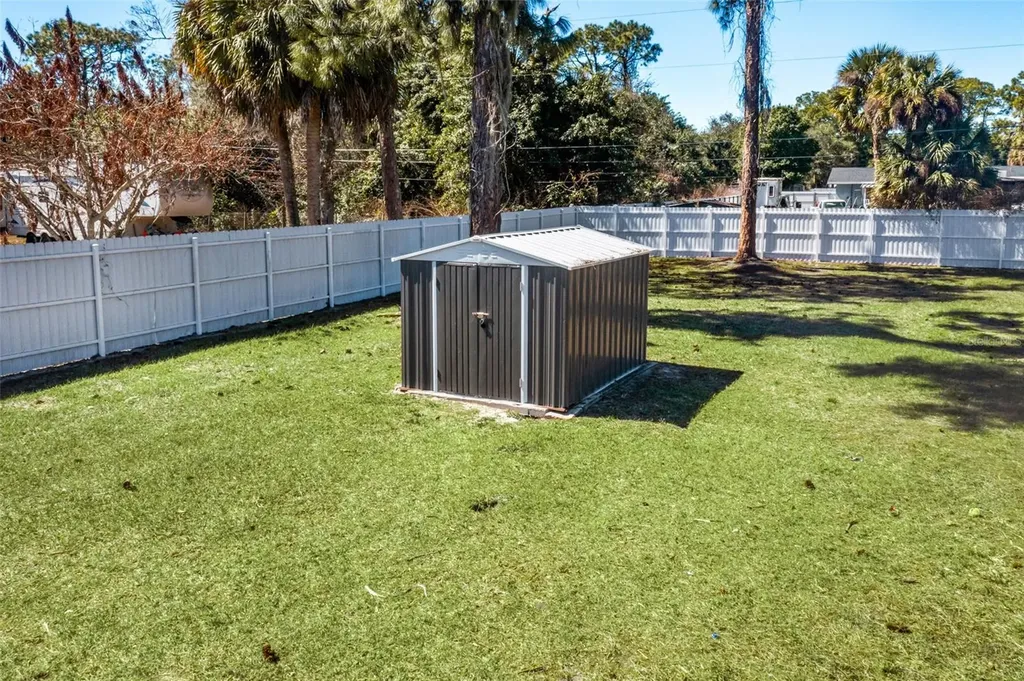 323 Greenwood Avenue Lehigh Acres FL 33936