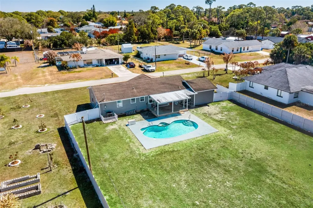 323 Greenwood Avenue Lehigh Acres FL 33936