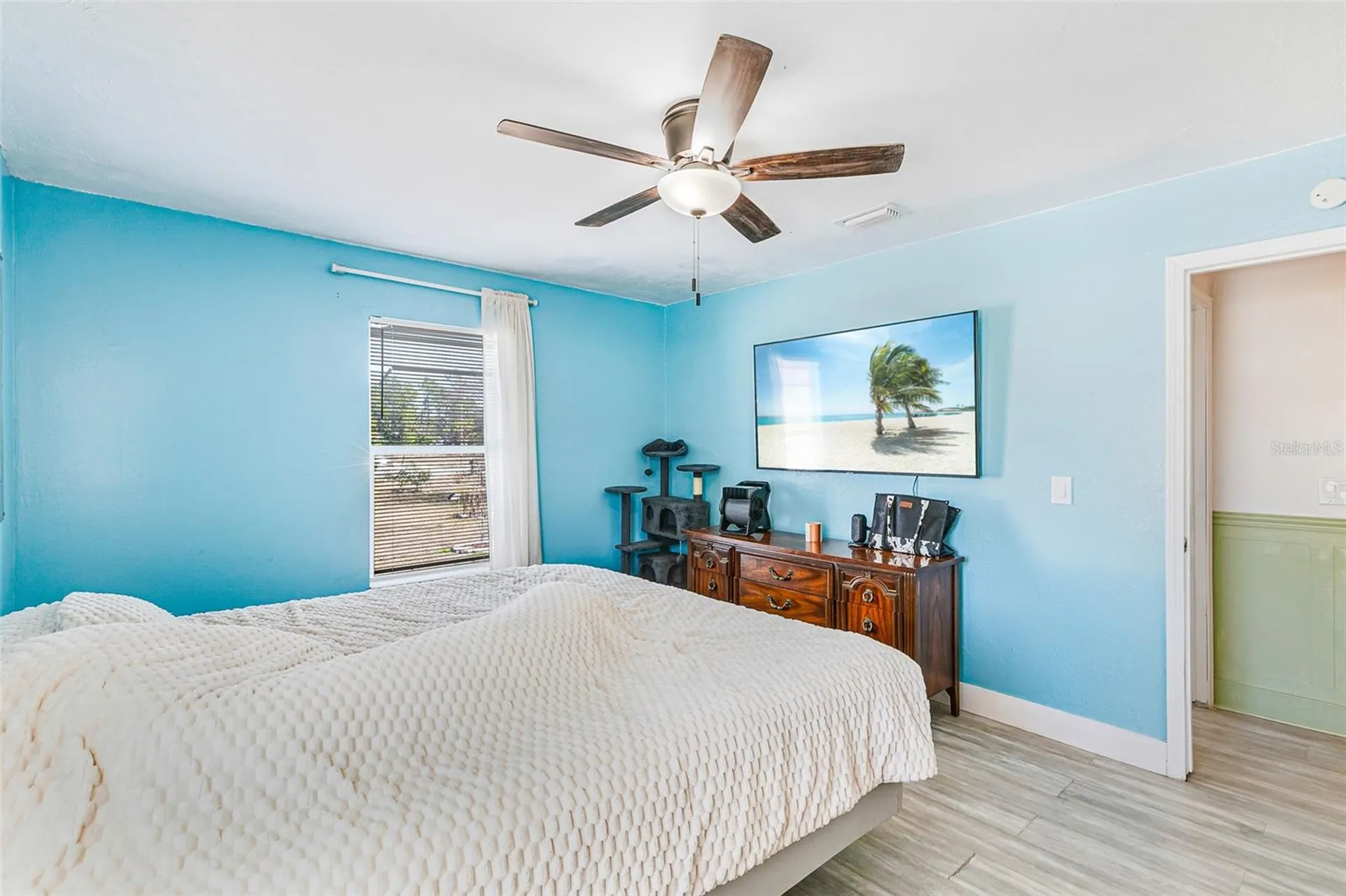 323 Greenwood Avenue Lehigh Acres FL 33936