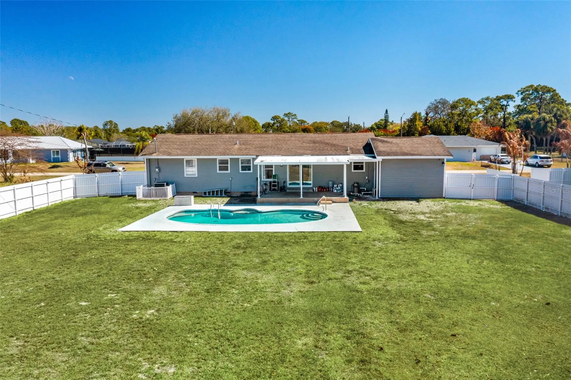 323 Greenwood Avenue Lehigh Acres FL 33936