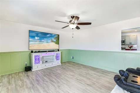323 Greenwood Avenue Lehigh Acres FL 33936