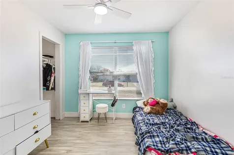 323 Greenwood Avenue Lehigh Acres FL 33936