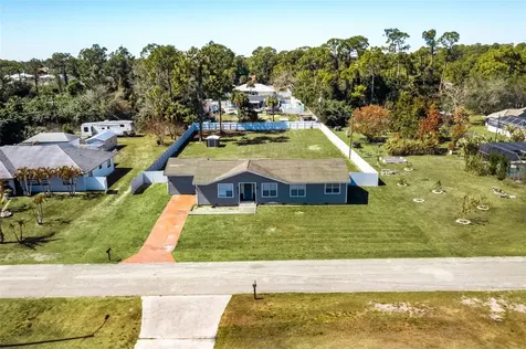 323 Greenwood Avenue Lehigh Acres FL 33936