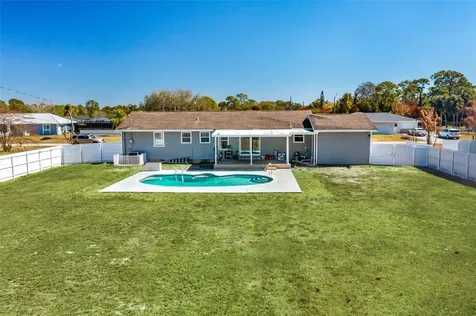 323 Greenwood Avenue Lehigh Acres FL 33936