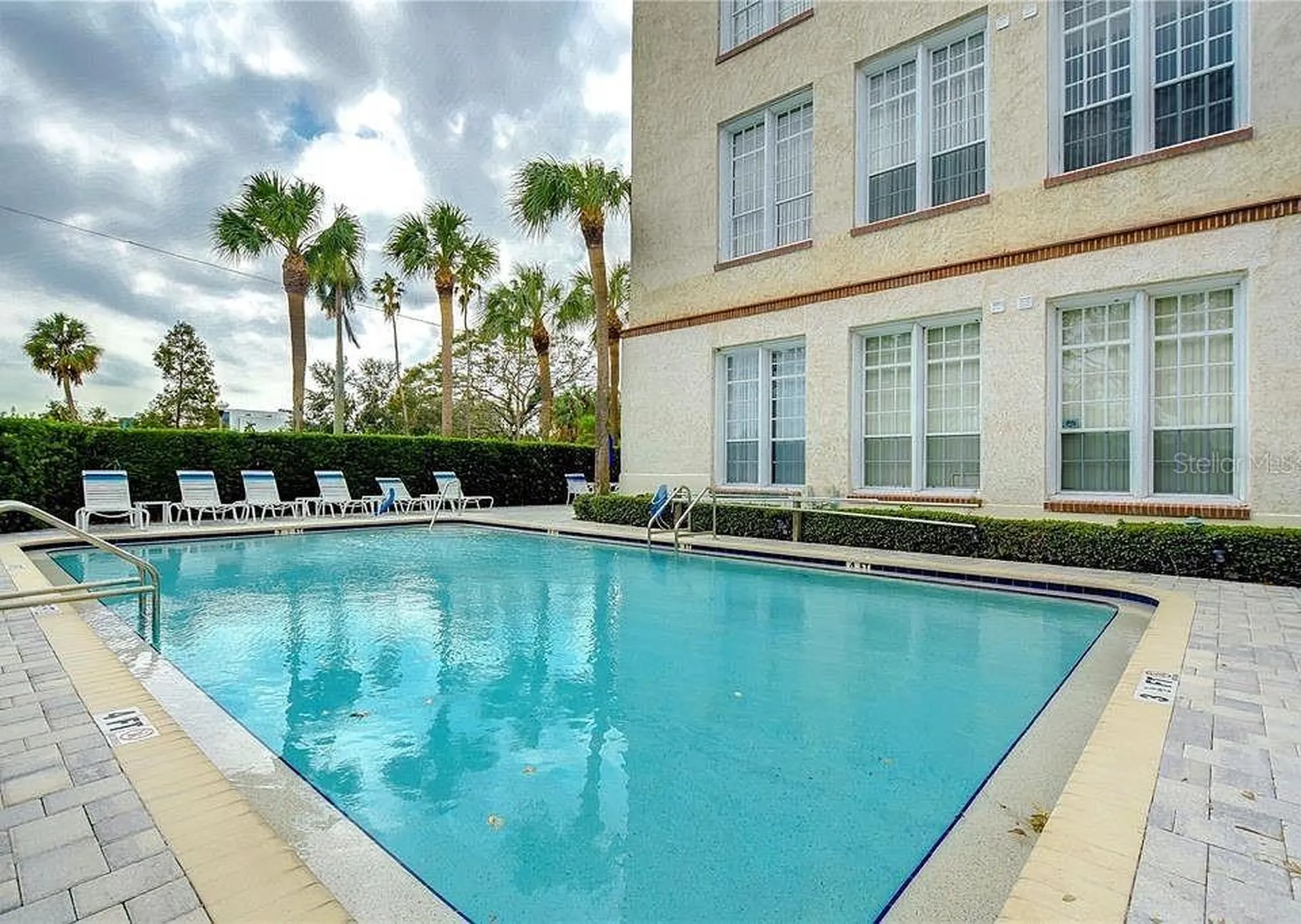 701 Mirror Lake Drive N St Petersburg FL 33701
