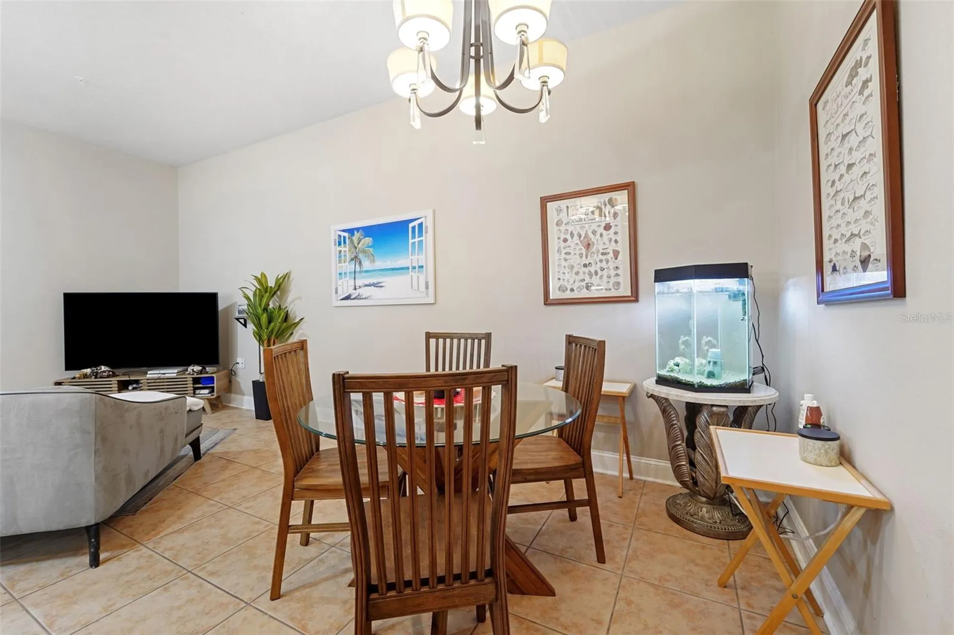 701 Mirror Lake Drive N St Petersburg FL 33701