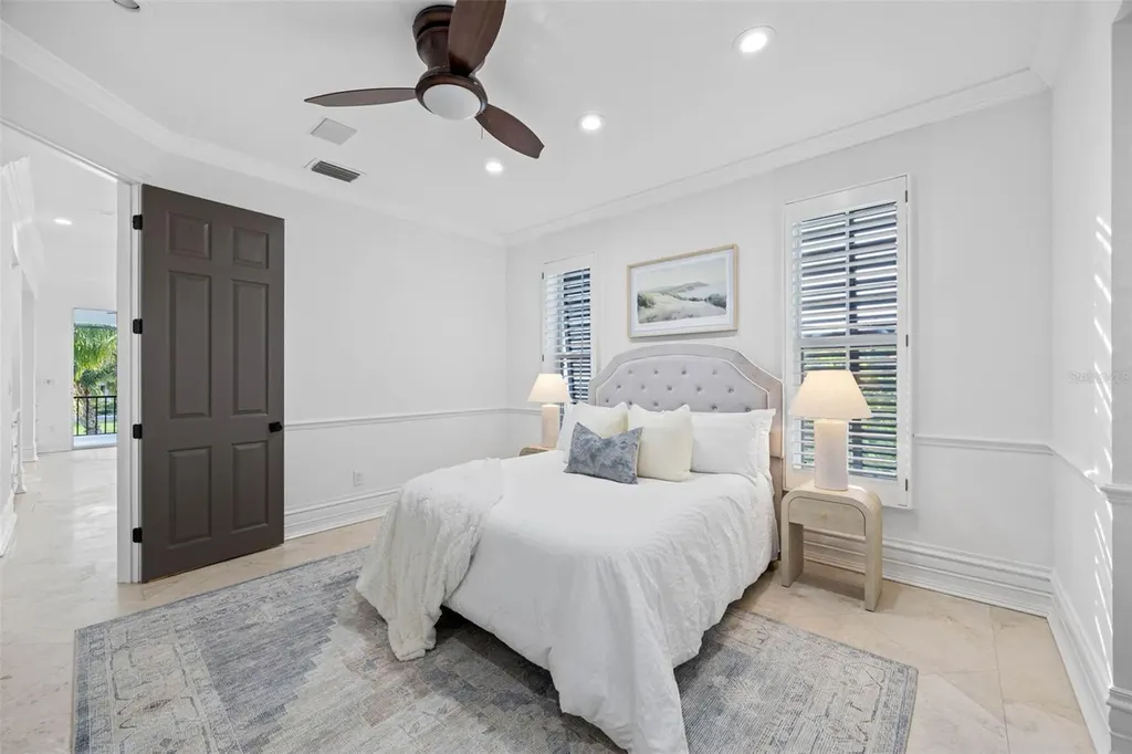 6024 Kipps Colony Drive E Gulfport FL 33707