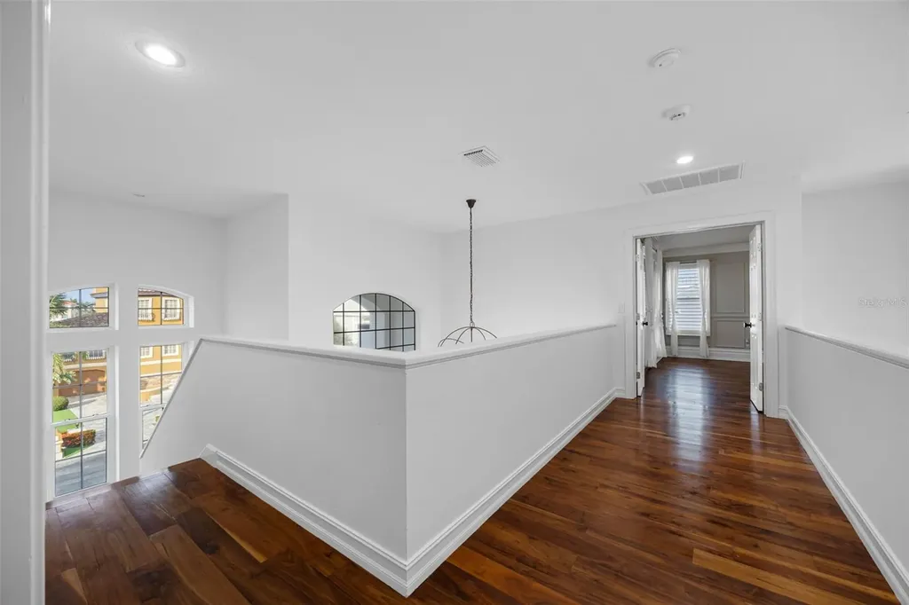 6024 Kipps Colony Drive E Gulfport FL 33707