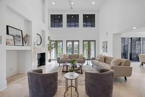 6024 Kipps Colony Drive E Gulfport FL 33707