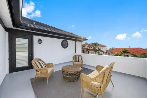 6024 Kipps Colony Drive E Gulfport FL 33707