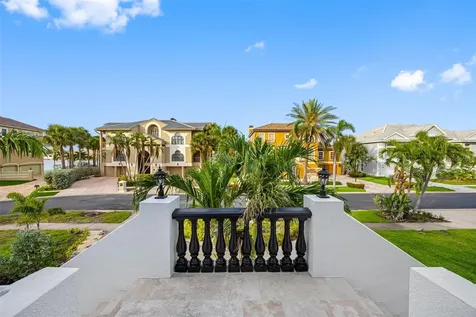 6024 Kipps Colony Drive E Gulfport FL 33707