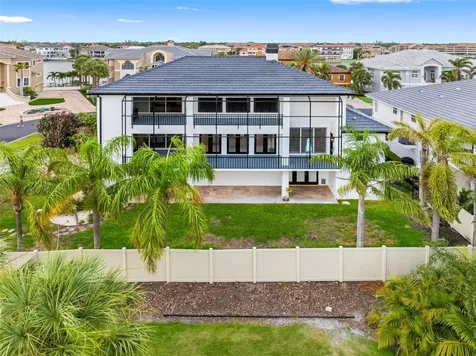 6024 Kipps Colony Drive E Gulfport FL 33707