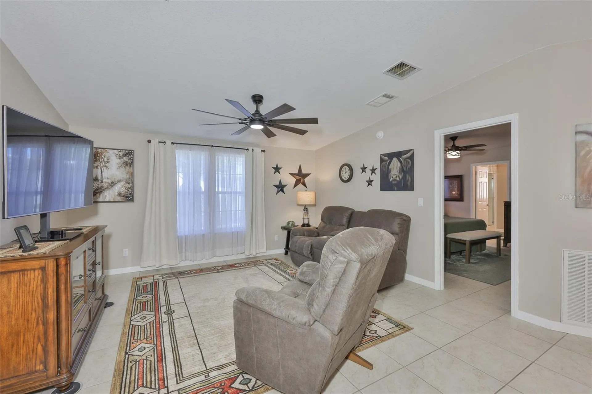 37041 Neukom Avenue Zephyrhills FL 33541
