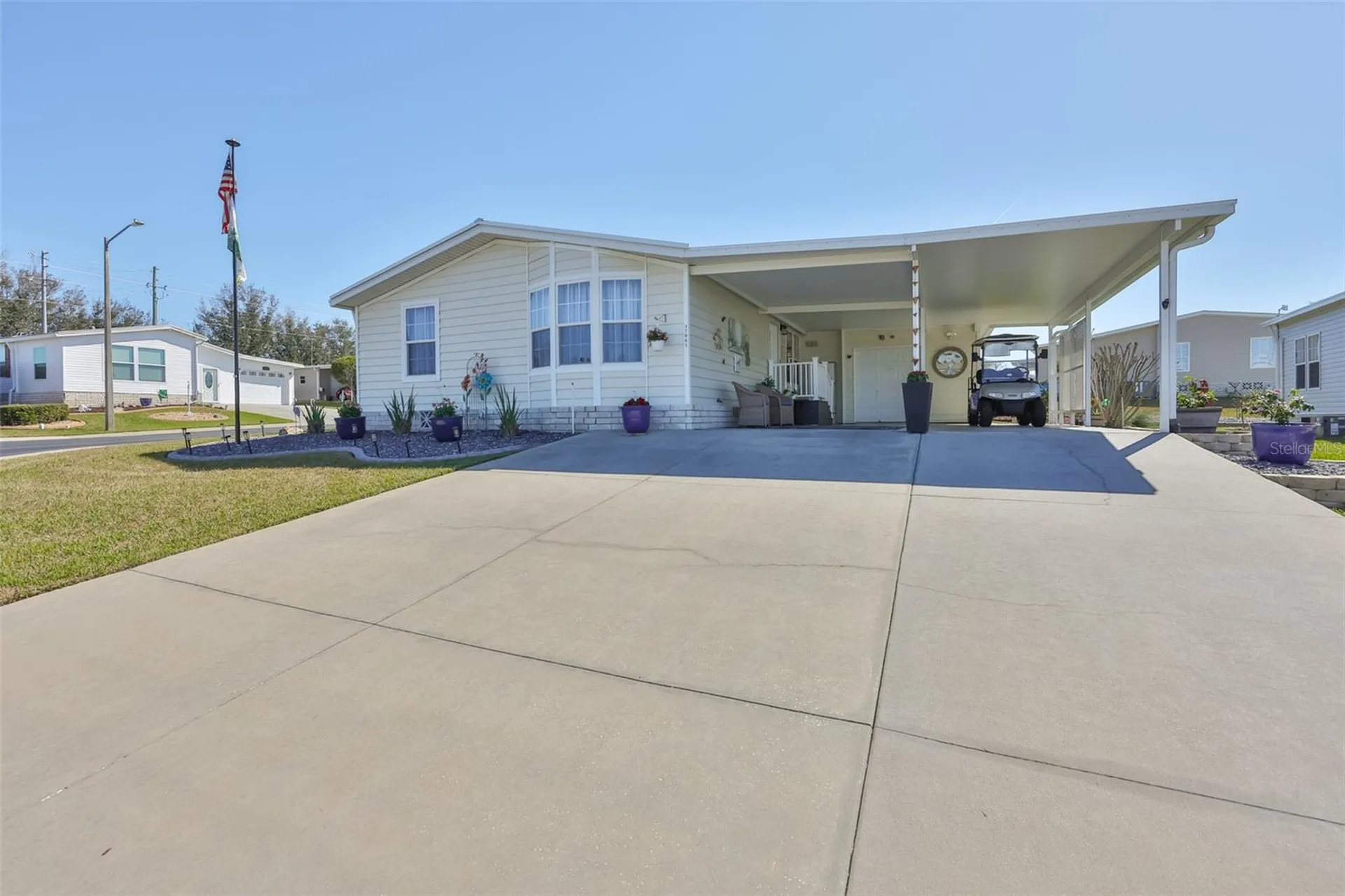 37041 Neukom Avenue Zephyrhills FL 33541