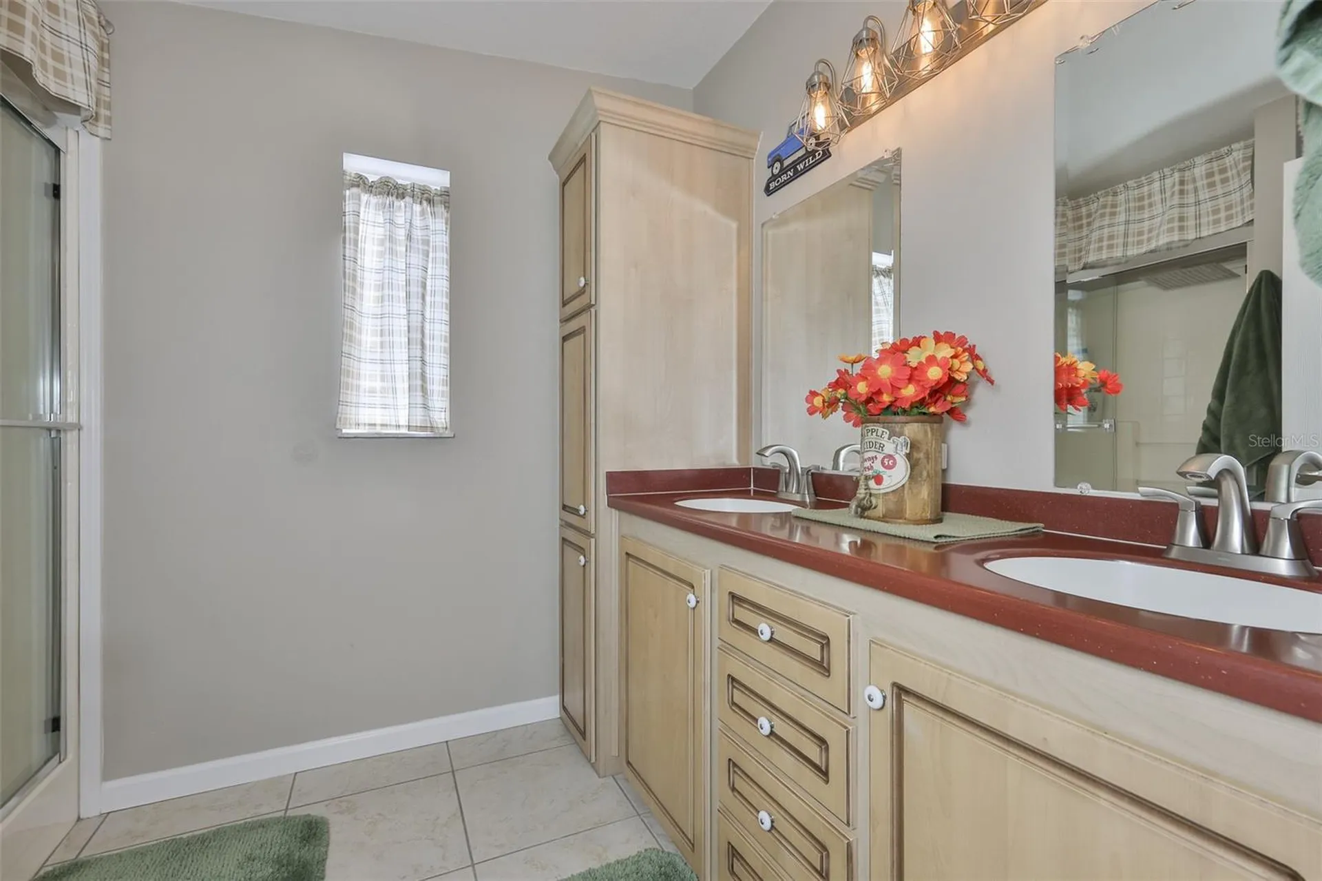 37041 Neukom Avenue Zephyrhills FL 33541