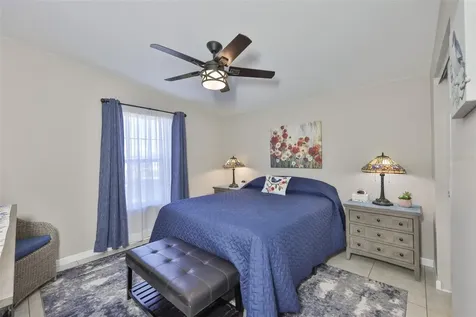 37041 Neukom Avenue Zephyrhills FL 33541