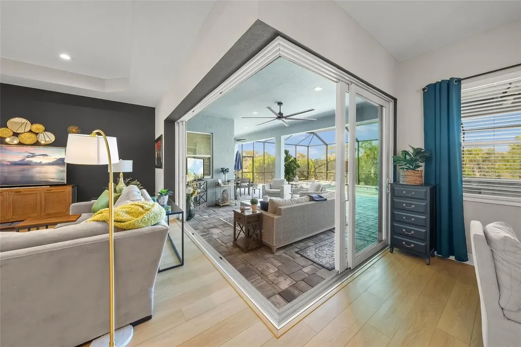 10345 Canaveral Circle Sarasota FL 34241
