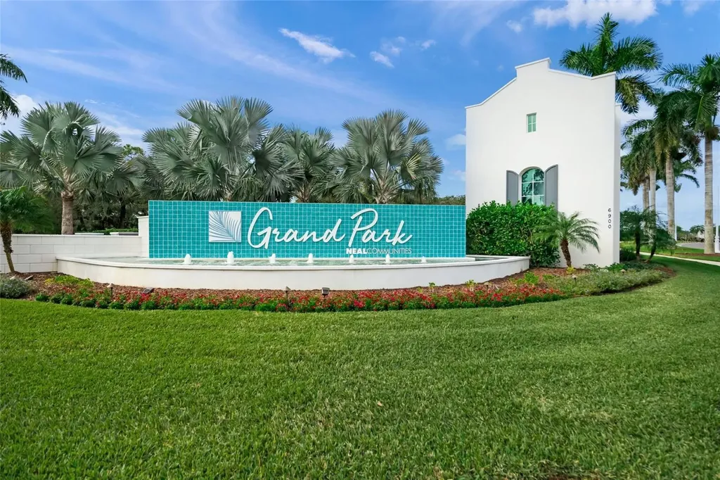 10345 Canaveral Circle Sarasota FL 34241