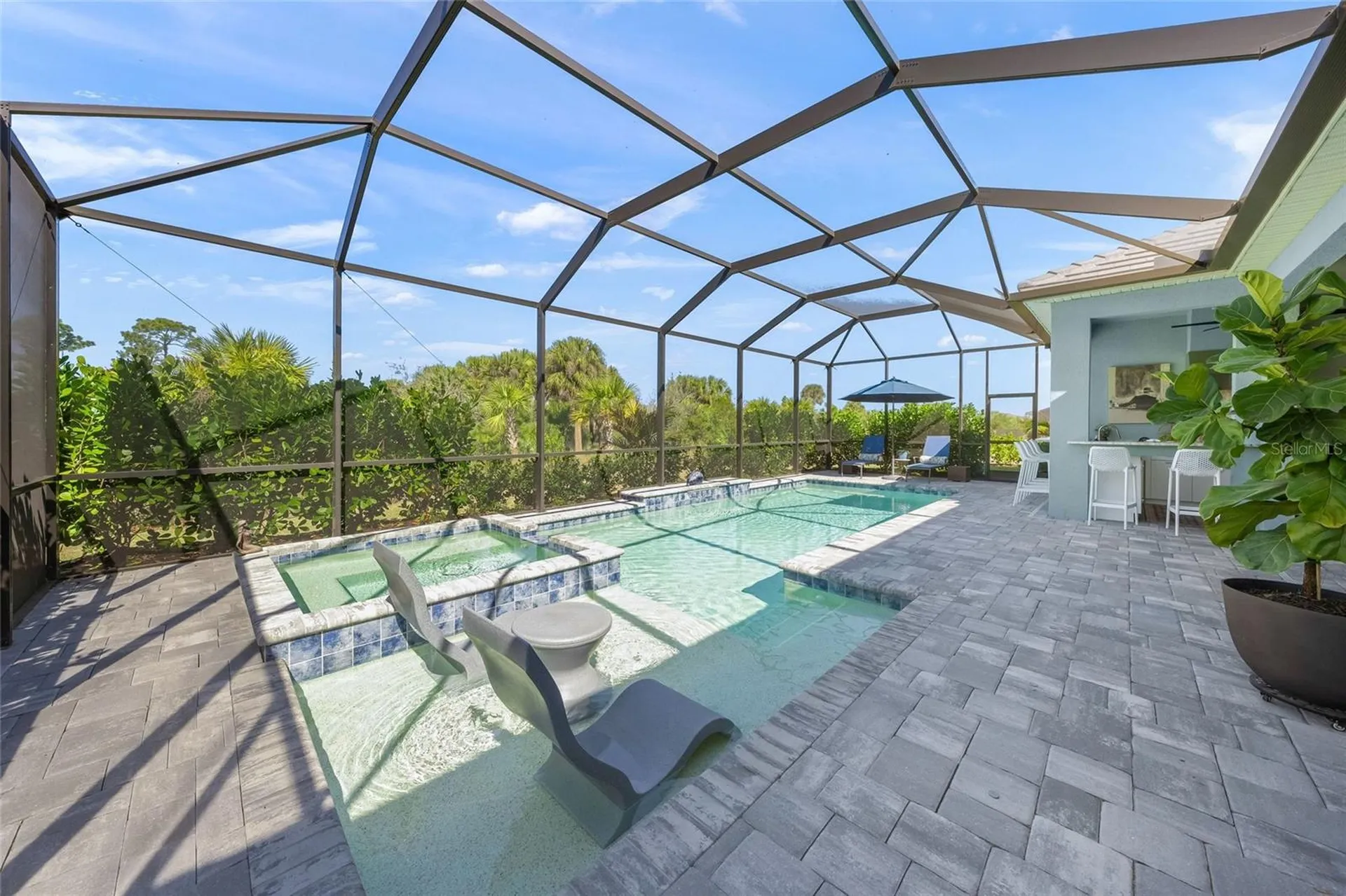 10345 Canaveral Circle Sarasota FL 34241