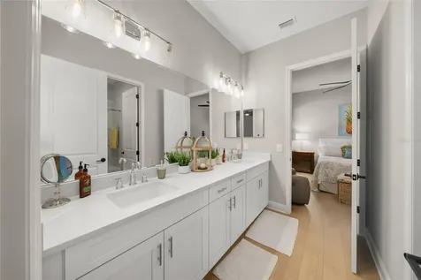 10345 Canaveral Circle Sarasota FL 34241