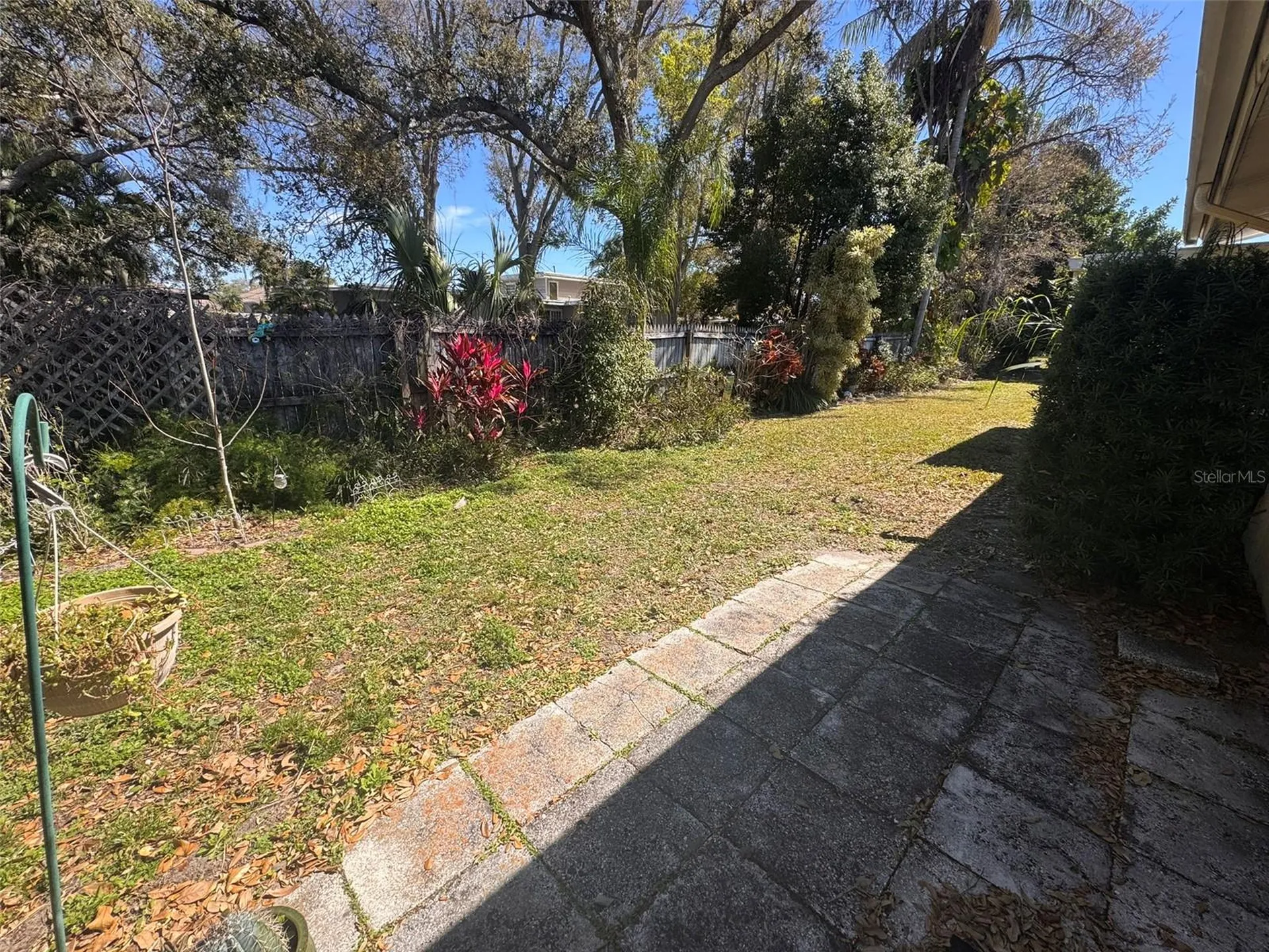 843 Cambridge Court Dunedin FL 34698